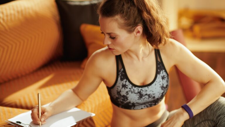 Die Macht des Fitness Tagebuchs: Dein persönlicher Begleiter für Fitness und Gesundheit